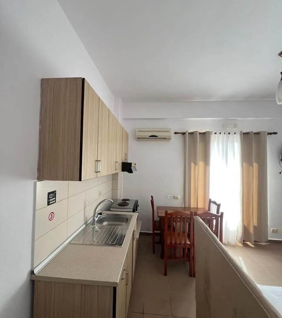 Amare Apartaments Orikum Apartment