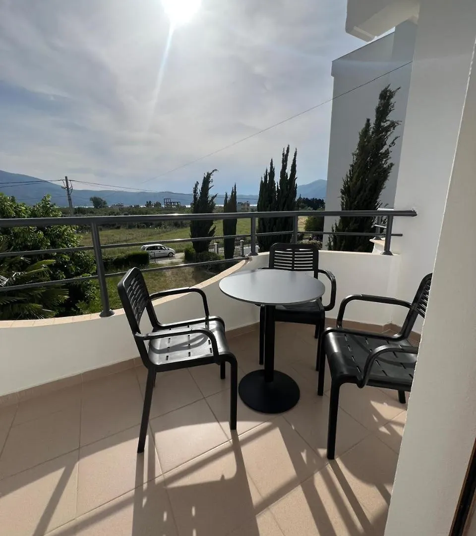 Amare Apartaments Orikum 0*,  Albania