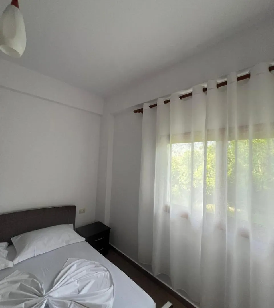Amare Apartaments Orikum Apartment
